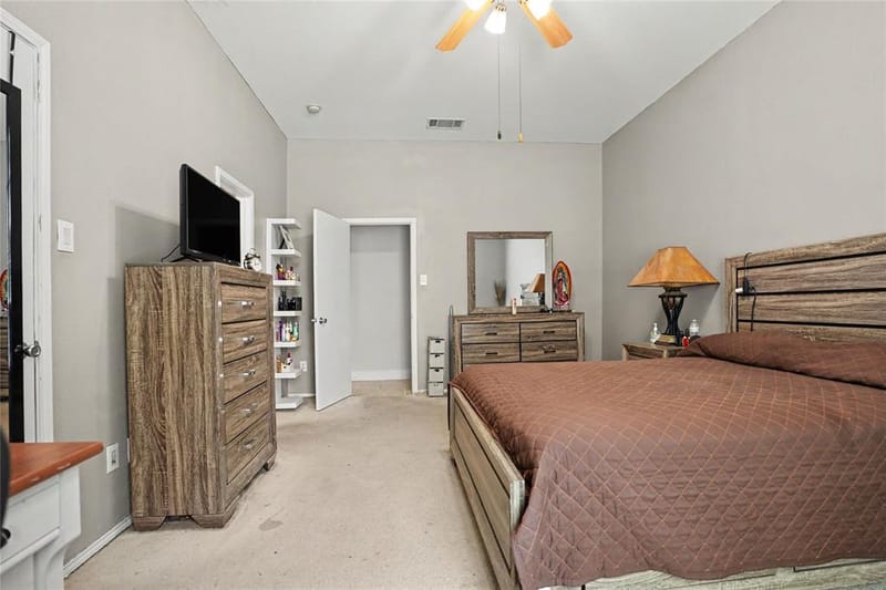 1333 Illinois Avenue, Lancaster TX 75134 - Photo 21