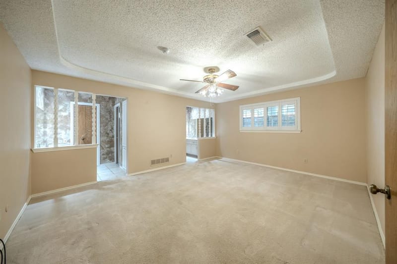 1803 Oak Grove Drive, Arlington TX 76013 - Photo 12