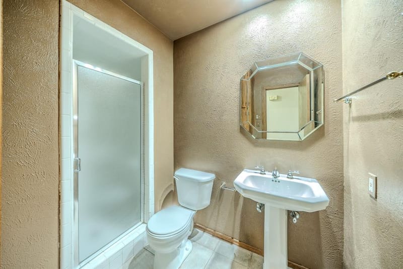 1803 Oak Grove Drive, Arlington TX 76013 - Photo 22