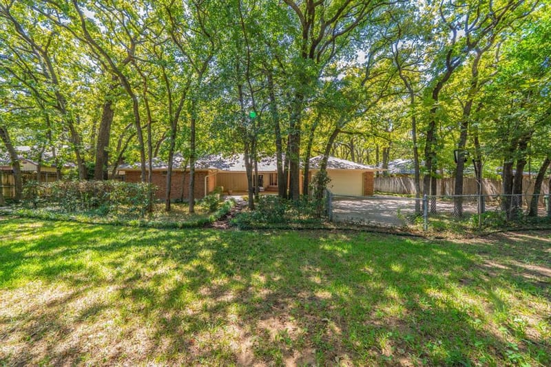 1803 Oak Grove Drive, Arlington TX 76013 - Photo 28