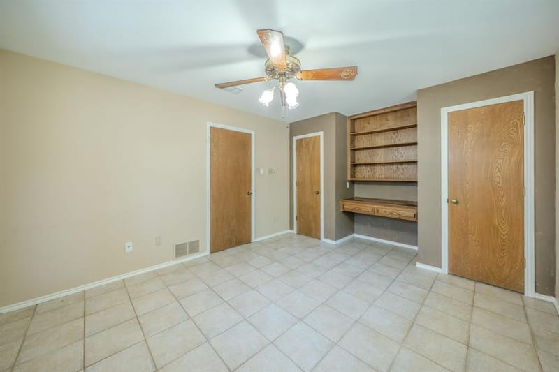 1803 Oak Grove Drive, Arlington TX 76013 - Photo 20