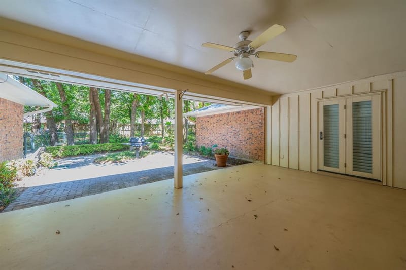 1803 Oak Grove Drive, Arlington TX 76013 - Photo 10