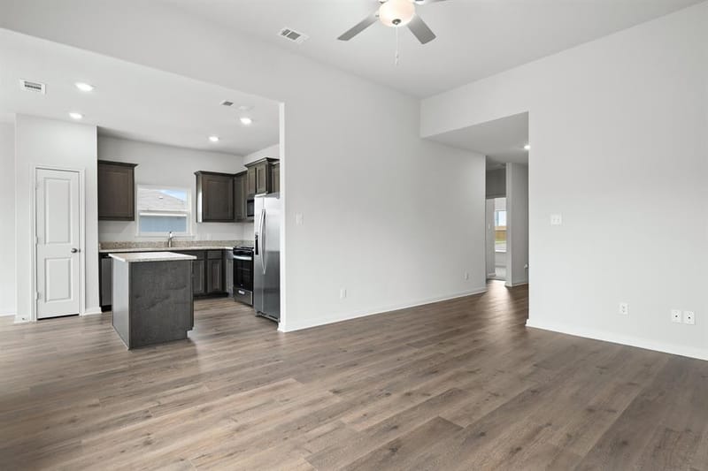 9637 Logan Square Drive, Fort Worth TX 76140 - Photo 4