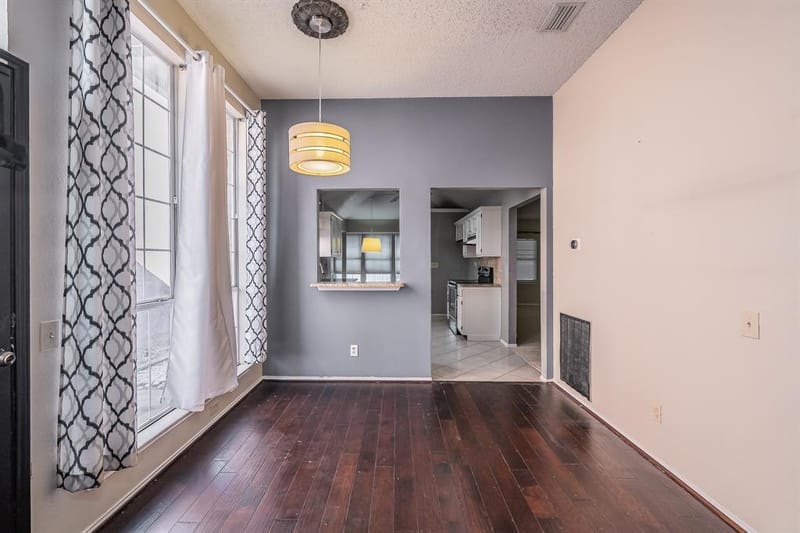 1322 Overlook Drive, Lewisville TX 75067 - Photo 7