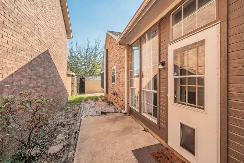 1322 Overlook Drive, Lewisville TX 75067 - Photo 36