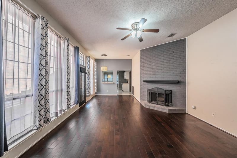 1322 Overlook Drive, Lewisville TX 75067 - Photo 5