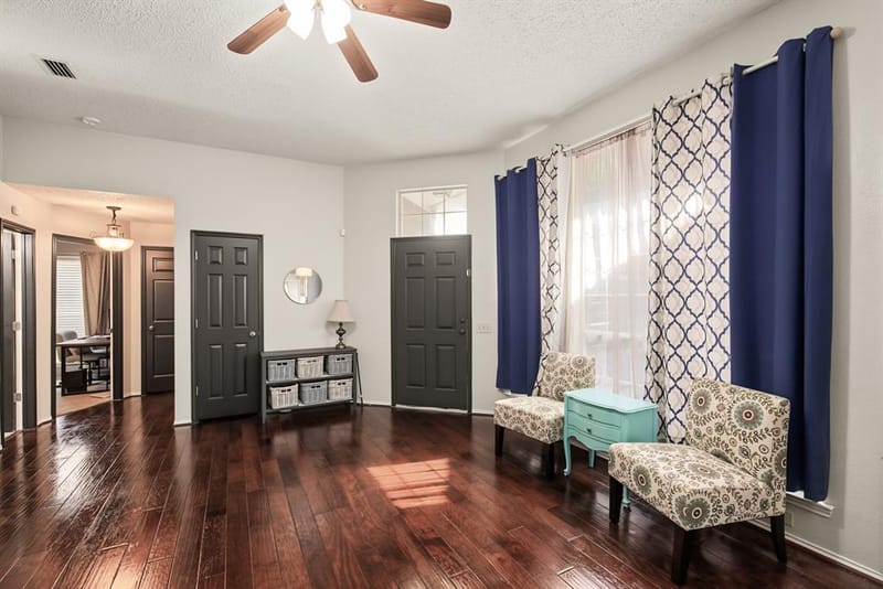 1322 Overlook Drive, Lewisville TX 75067 - Photo 4