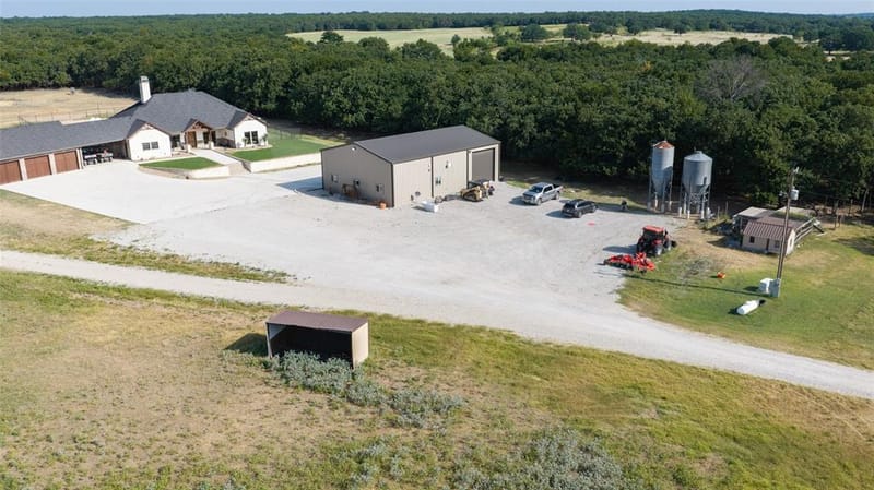 344 County Road 1660, Chico TX 76431
