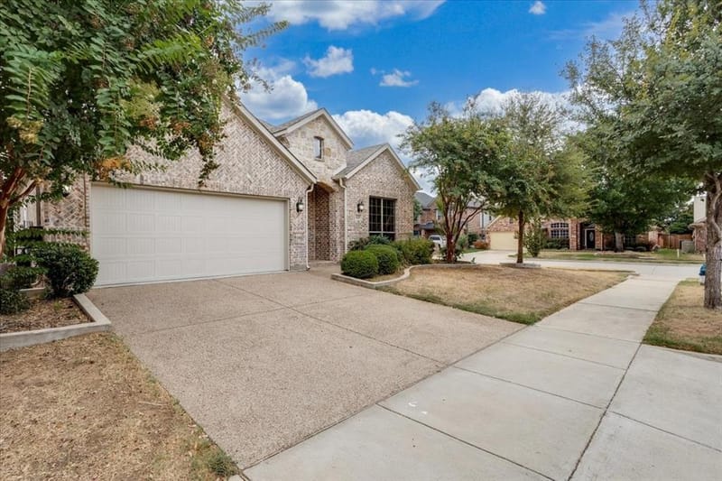 4125 Bonita Avenue, Denton TX 76210 - Photo 3