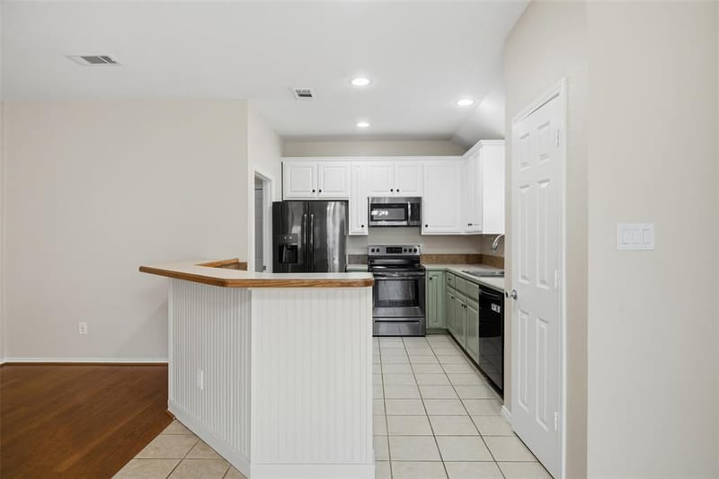 217 Quail Run, Aubrey TX 76227 - Photo 8