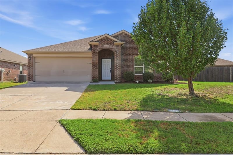 1299 Bent Grass Drive, Princeton TX 75407