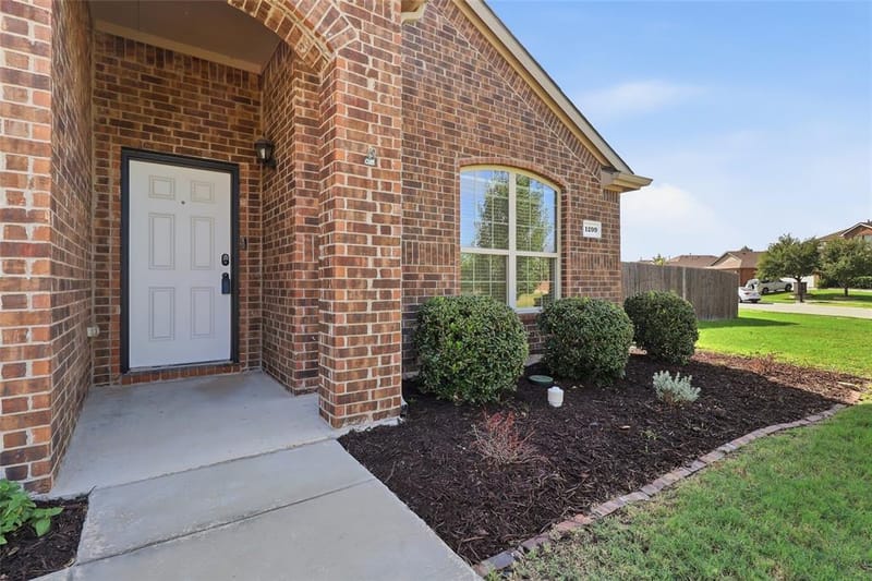 1299 Bent Grass Drive, Princeton TX 75407 - Photo 4