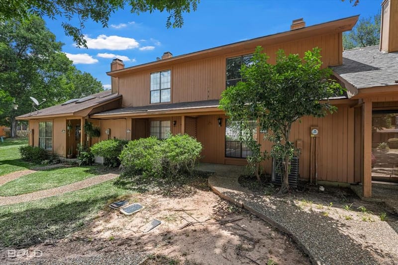 3259 Eastwood Drive, Shreveport LA 71105 - Photo 2