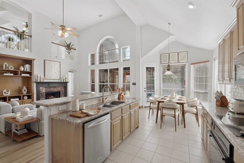 3832 Oxbow Creek Lane, Plano TX 75074 - Photo 5