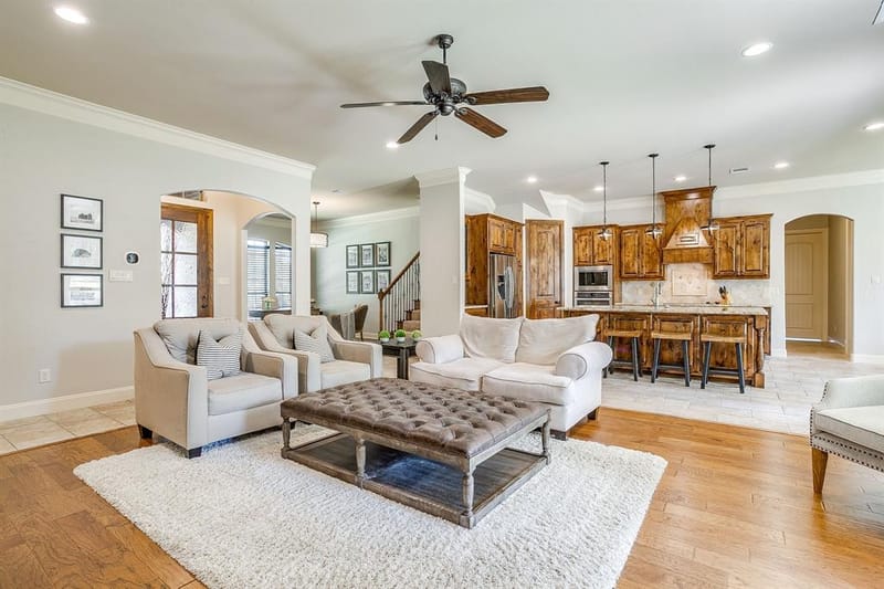 7259 Oak Creeks Court, Fort Worth TX 76135 - Photo 9