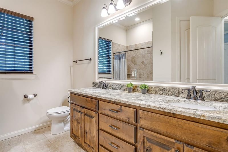 7259 Oak Creeks Court, Fort Worth TX 76135 - Photo 24