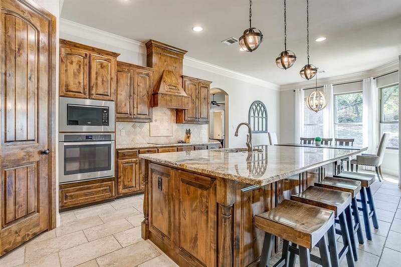 7259 Oak Creeks Court, Fort Worth TX 76135 - Photo 14