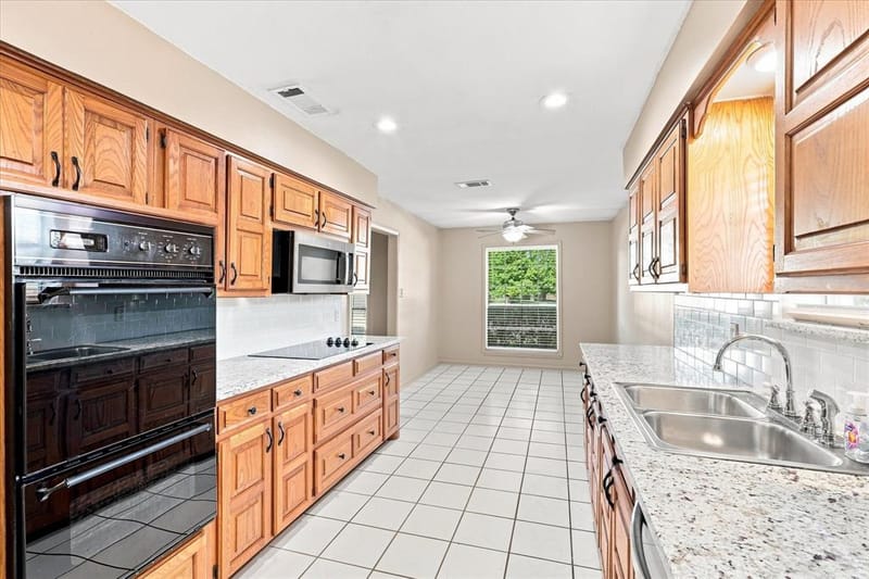 1903 Big Sky Drive, Lewisville TX 75077 - Photo 20