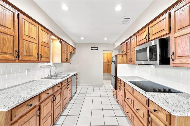 1903 Big Sky Drive, Lewisville TX 75077 - Photo 18