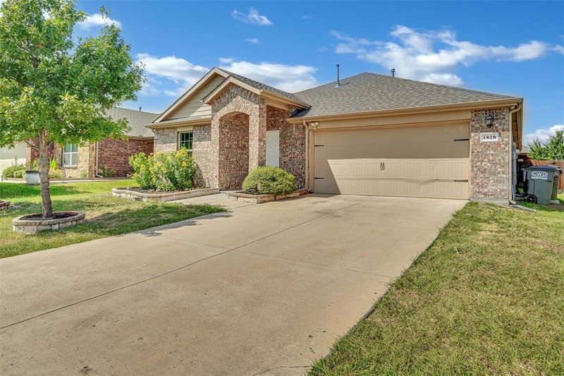 1810 Prairie View Drive, Princeton TX 75407 - Photo 2
