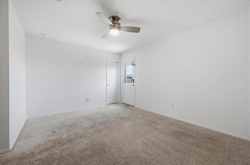 431 Corsair Way, Ferris TX 75125 - Photo 8