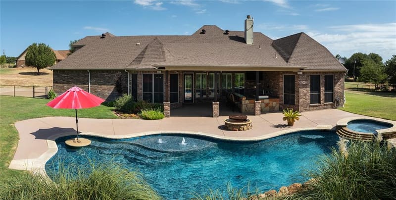 124 Carnes Court, Springtown TX 76082 - Photo 32