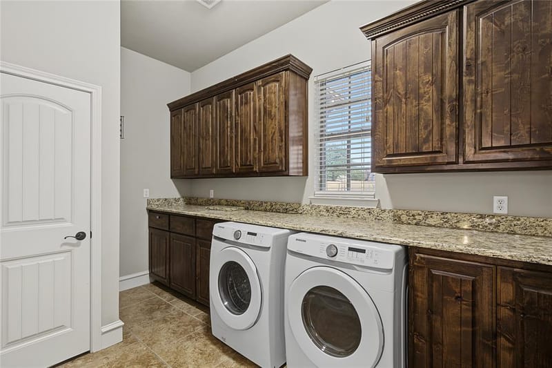 124 Carnes Court, Springtown TX 76082 - Photo 30