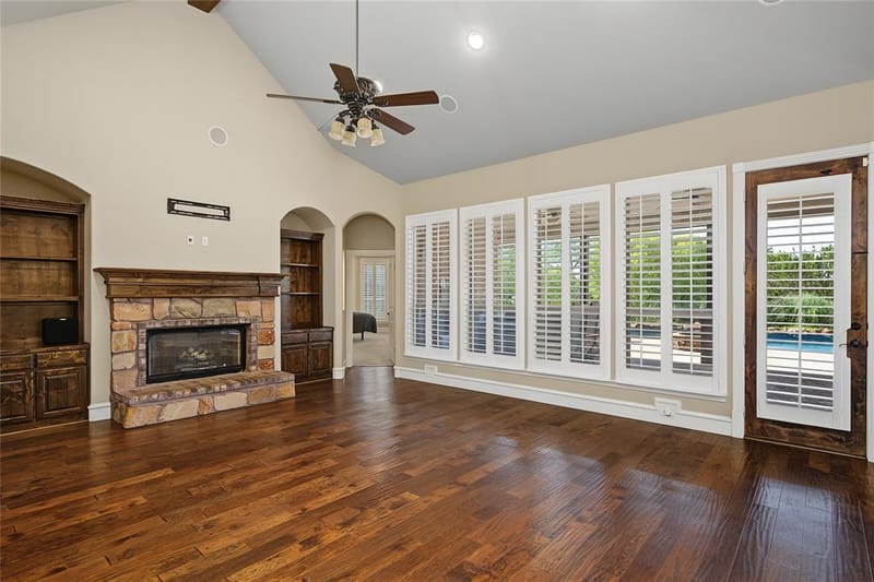 124 Carnes Court, Springtown TX 76082 - Photo 37