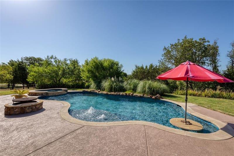 124 Carnes Court, Springtown TX 76082 - Photo 31