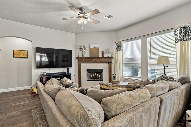 6016 Dunnlevy Drive, Fort Worth TX 76179 - Photo 9