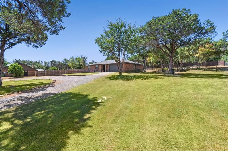 1133 County Road 2020, Glen Rose TX 76043 - Photo 24