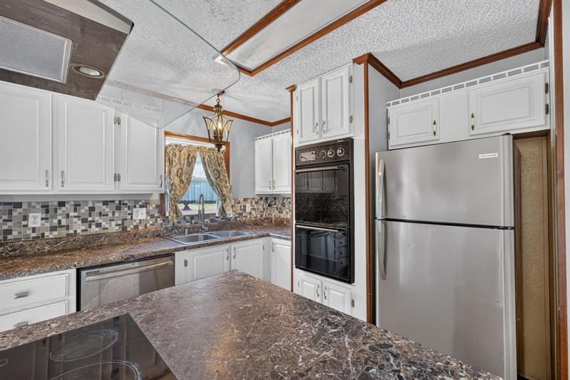 365 Dusty Trail, Mineral Wells TX 76067 - Photo 13