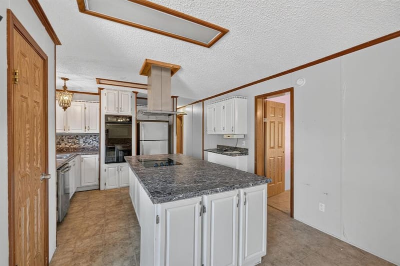 365 Dusty Trail, Mineral Wells TX 76067 - Photo 12