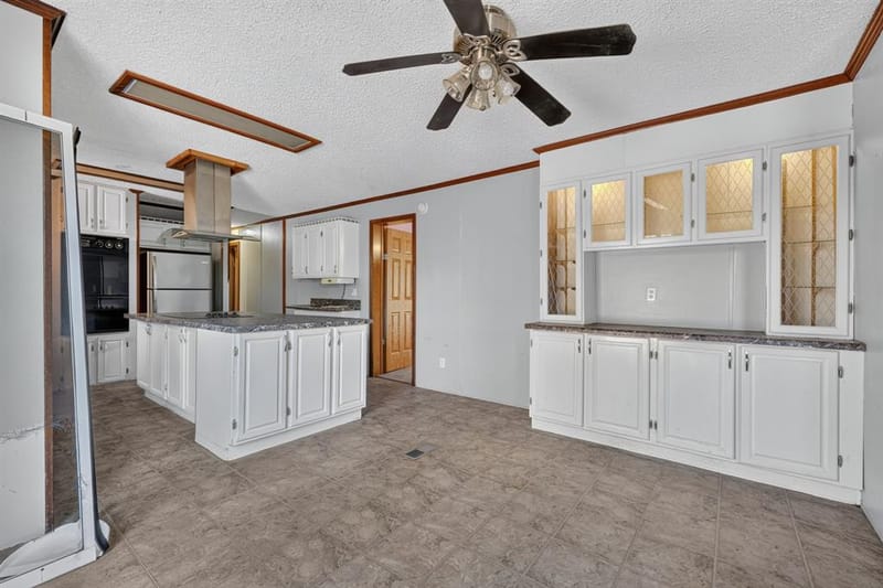 365 Dusty Trail, Mineral Wells TX 76067 - Photo 14