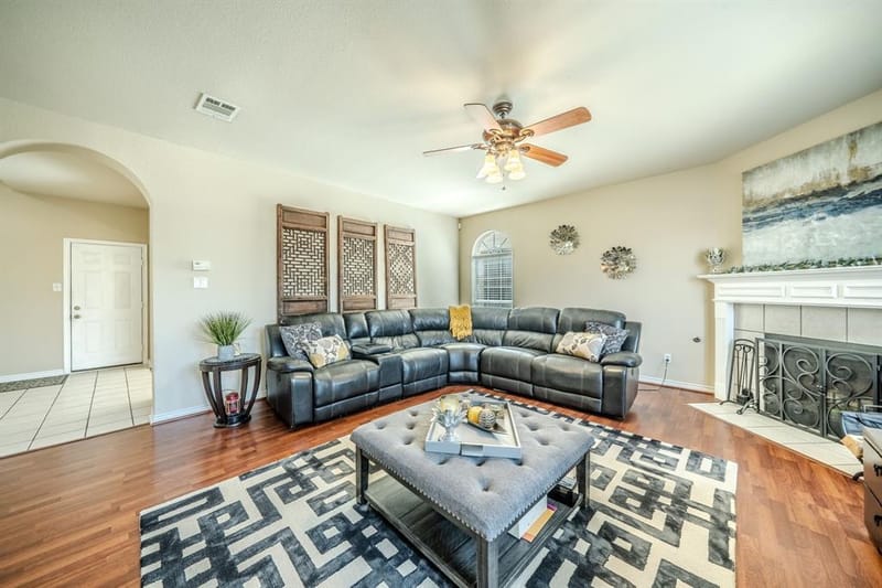 1511 Brighton Drive, Mansfield TX 76063 - Photo 11