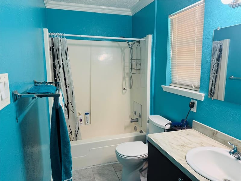 1210 S Clements Street, Gainesville TX 76240 - Photo 22