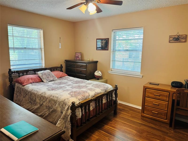 1210 S Clements Street, Gainesville TX 76240 - Photo 19