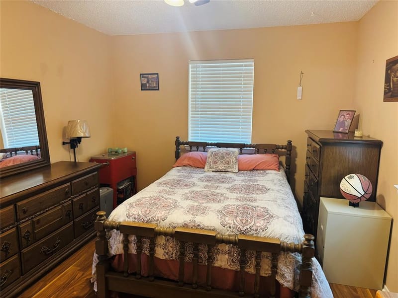 1210 S Clements Street, Gainesville TX 76240 - Photo 21