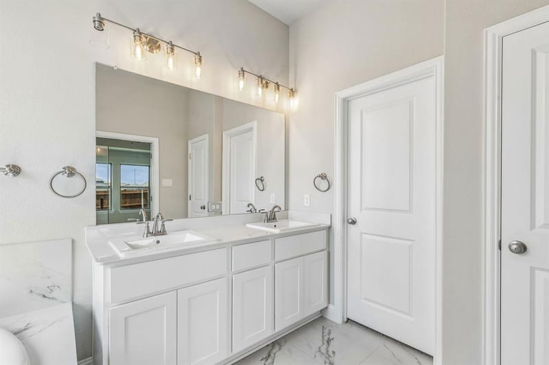 10325 Canna Lily Street, Fort Worth TX 76036 - Photo 32