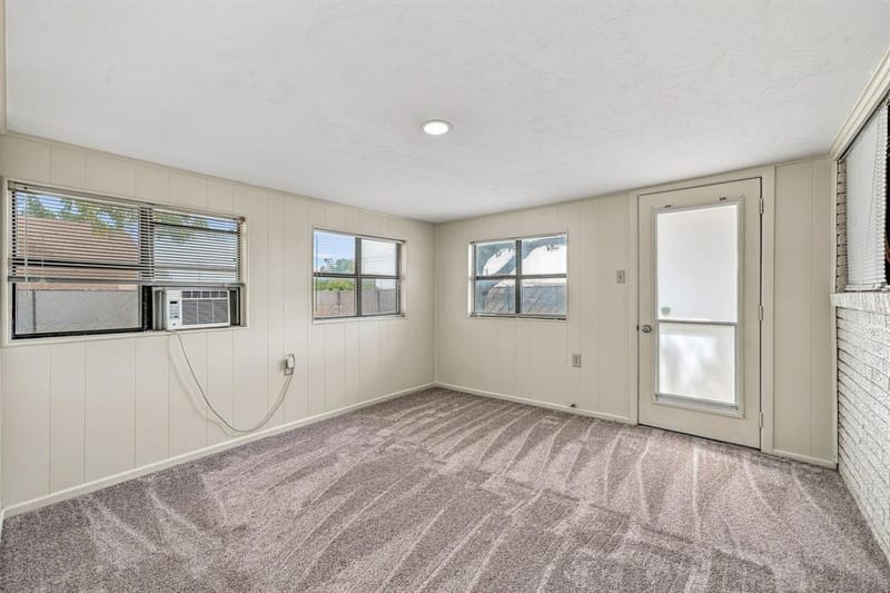 409 N Charlotte, Stephenville TX 76401 - Photo 26