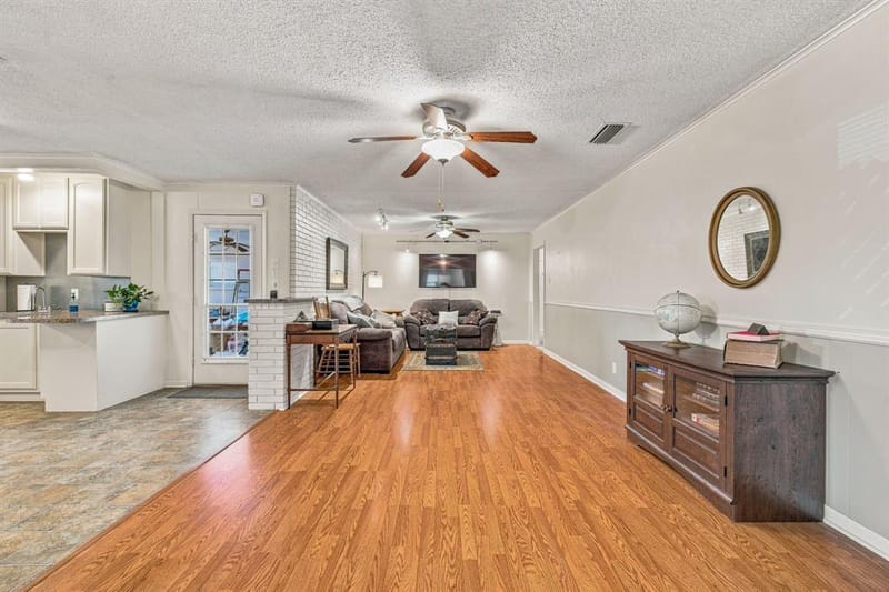 409 N Charlotte, Stephenville TX 76401 - Photo 10
