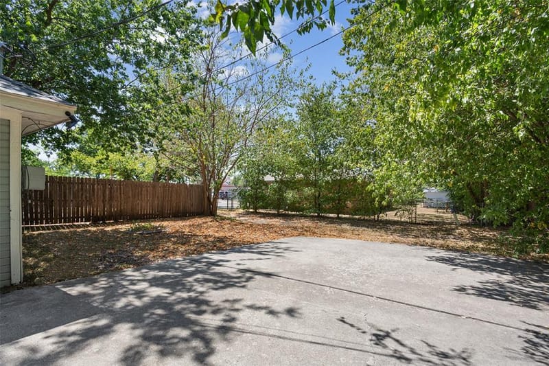 1929 S 14th Street, Waco TX 76706 - Photo 24