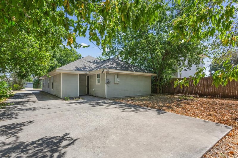 1929 S 14th Street, Waco TX 76706 - Photo 25
