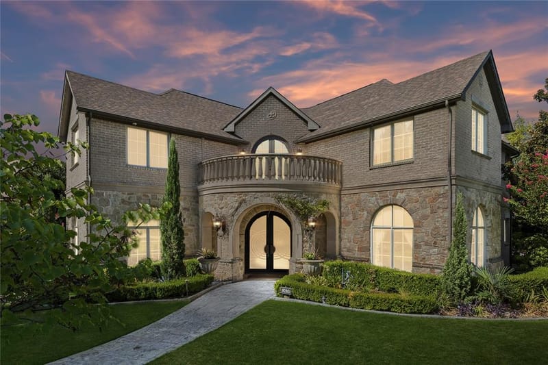 2404 Hollow Hill Lane, Lewisville TX 75056
