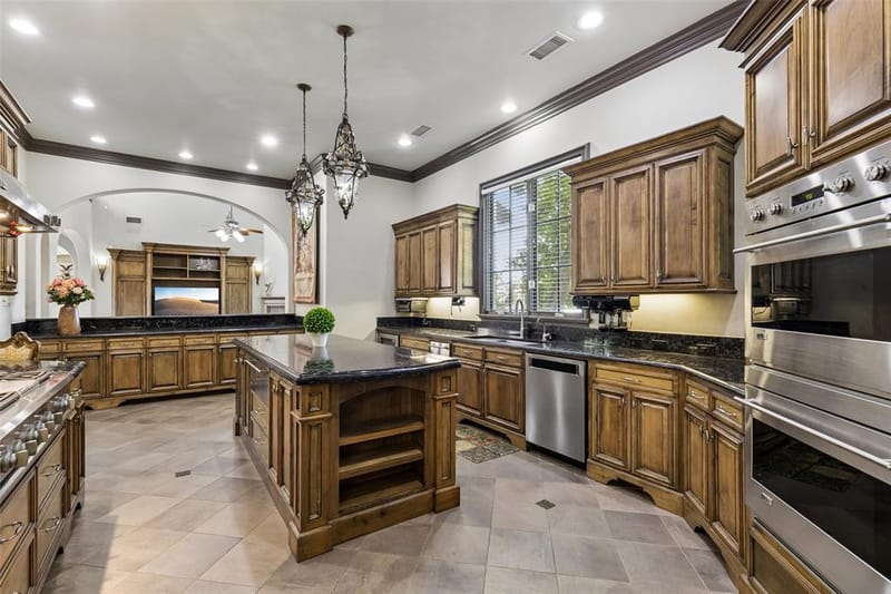 2404 Hollow Hill Lane, Lewisville TX 75056 - Photo 10