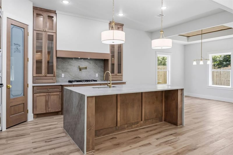 705 Cliff Street, Fort Worth TX 76164 - Photo 10