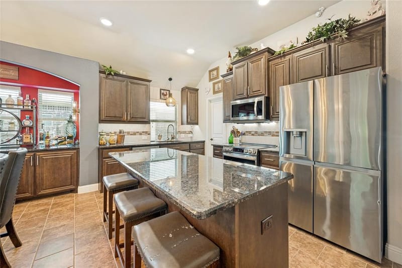 403 Lakeview Drive, Alvarado TX 76009 - Photo 11
