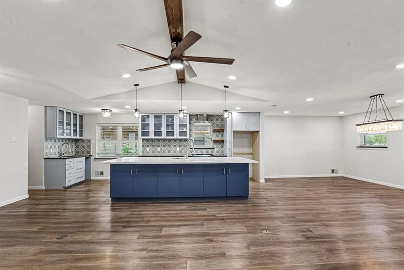 4915 Hovenkamp Drive, Dallas TX 75227 - Photo 10