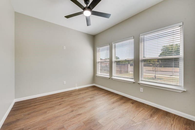 2512 Sheraton Drive, Fort Worth TX 76105 - Photo 6