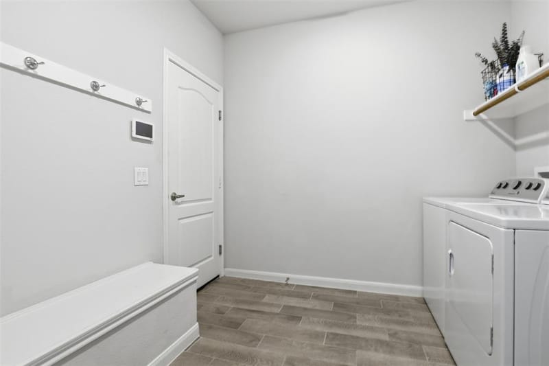 1032 Fairfax Drive, Godley TX 76044 - Photo 7